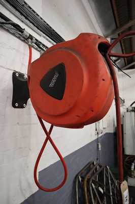 Lot 16 - Conah wall mounted retractable air line