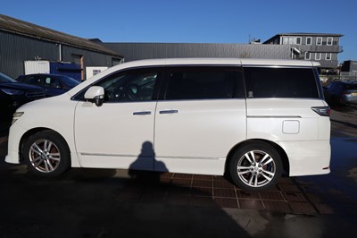 Lot 100 - FJ60 VFF, 2011 Nissan El Grand Highway Star...