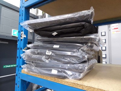 Lot 4211 - 9 bags of Pond Expert pond liner under lay -...