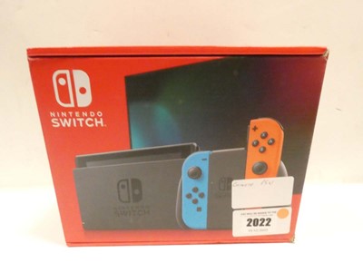 Lot 2022 - Nintendo Switch with Chinese box & PSU