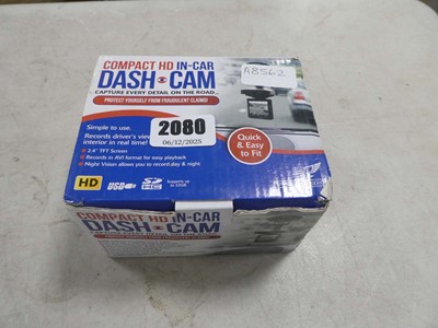 Lot 2080 - Compact HD in car dash cam