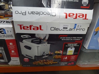 Lot 3036 - Tefal Olio clean pro fryer plus a Gourmia air...