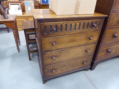 Lot 5221 - Oak chest of four drawers