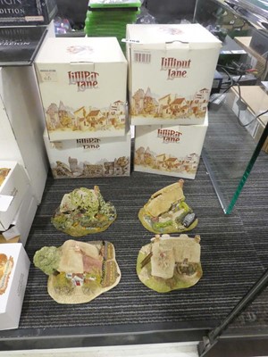 Lot 2106 - 4 boxed Lilliput Lane houses