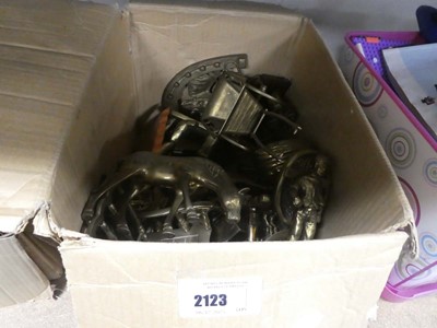 Lot 2123 - Box containing horse brasses and other brass...
