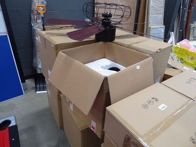 Lot 4259 - Pallet of fan lamps