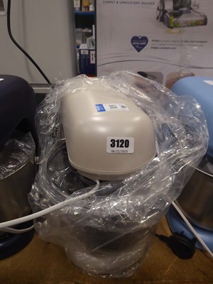 Lot 3120 - Stand mixer