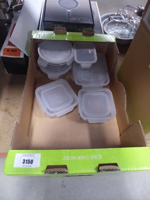 Lot 3150 - Tray of food containers