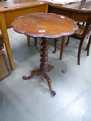 Lot 5294 - Mahogany tripod side table
