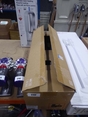 Lot 3160 - Samsung Jet 75E cordless vacuum with pole,...
