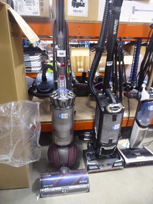 Lot 3201 - Upright Dyson vacuum cleaner