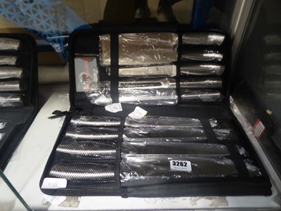 Lot 3261 - 5 piece steel blade knife set