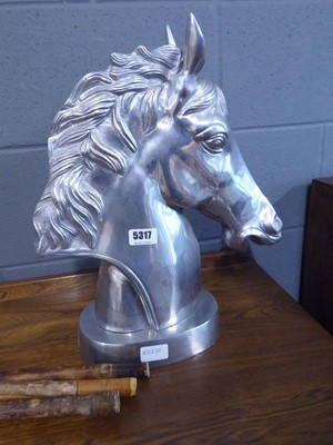 Lot 5317 - Modern metal figure of a horses' head