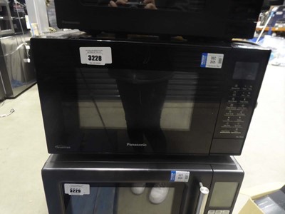 Lot 3228 - Panasonic microwave