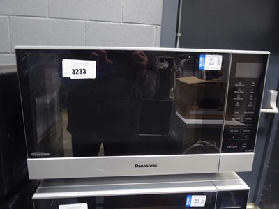 Lot 3233 - Panasonic microwave
