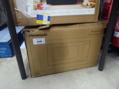 Lot 3240 - Panasonic microwave oven