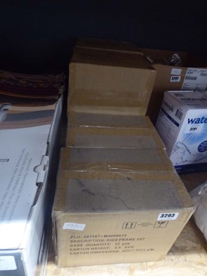Lot 3293 - 6 boxes of 5 x 7 frames