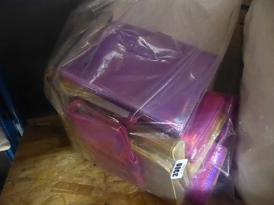 Lot 3300 - Bag of various note pad covers and ball pens