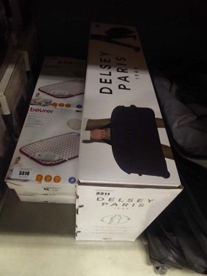 Lot 3311 - Delsey Paris roller duffle suitcase