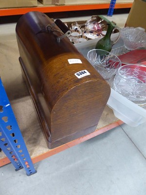 Lot 5364 - Cased Singer sewing machine