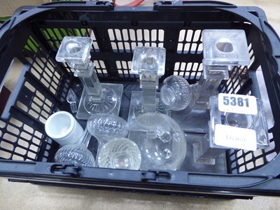 Lot 5381 - Box containing glass candlesticks and various...