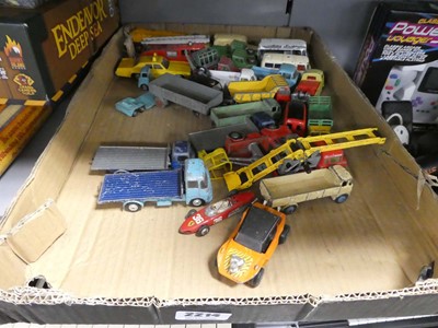 Lot 2214 - Box containing Diecast model cars