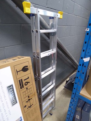 Lot 4297 - Werner aluminium 2 piece extendable ladder