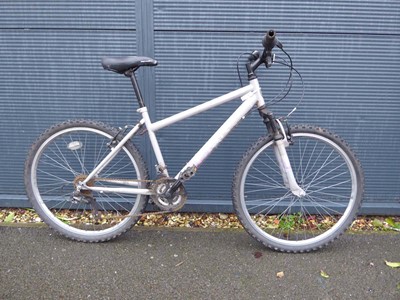 Lot 4045 - Apollo Twilight grey childrens mountain bike