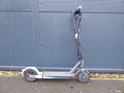 Lot 4055 - Electric folding scooter with charger