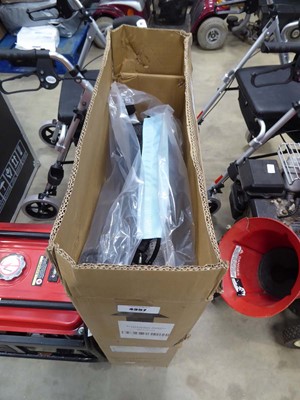 Lot 4357 - Boxed Days Breeze indoor rollator