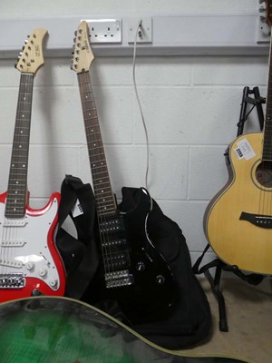 Lot 2256 - Yamaha ERG121C 6 string electric guitar in...
