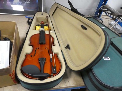 Lot 2267 - Violin and box in a case