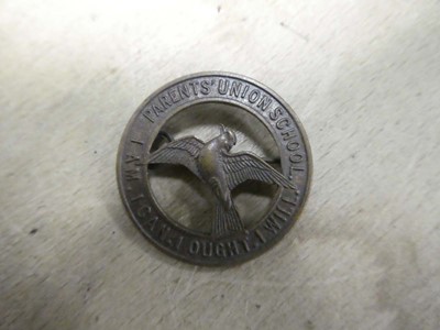Lot 2281 - Vintage Parents Union School badge