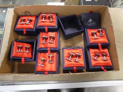 Lot 2300 - Box containing various cufflinks