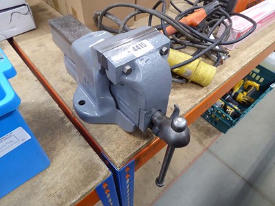 Lot 4415 - Large Record steel bench mounted clamp
