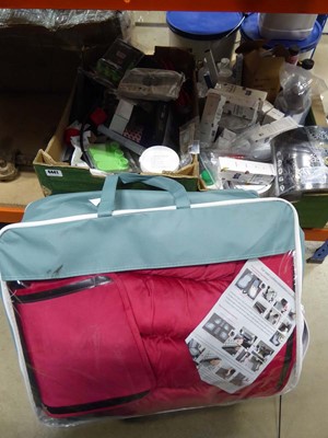 Lot 4441 - 3 crates of assorted items to include stain...