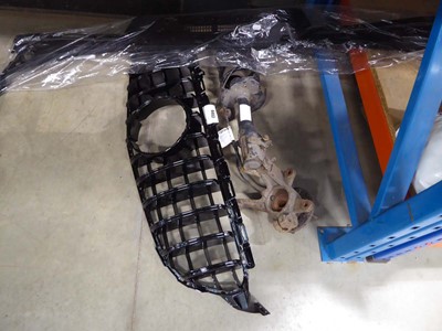 Lot 4463 - Assortment of items to include Mercedes front...