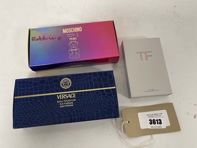 Lot 3x Miniature perfume gift sets to include...