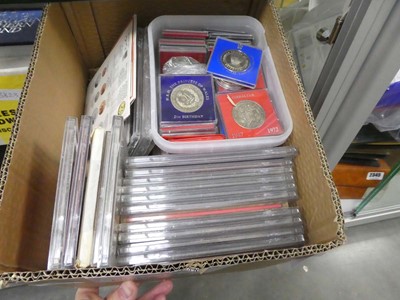 Lot 2334 - Box containing various coin sets