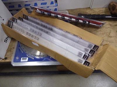 Lot 4547 - Five boxes of Dart 28mm x 460mm augered bits;...