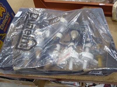 Lot 5421 - Box containing qty of pub optics