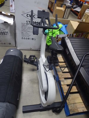 Lot 3371 - Apex exercise bike