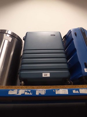 Lot 3630 - Triple The Rock hard shell suitcase set