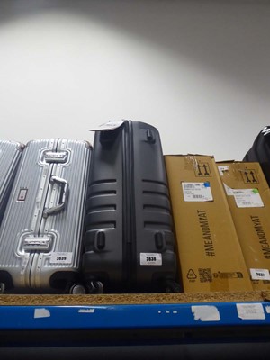 Lot 3638 - Triple The Rock hard shell suitcase set