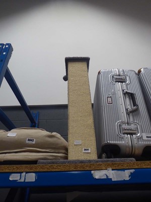 Lot 3641 - Cat scratcher