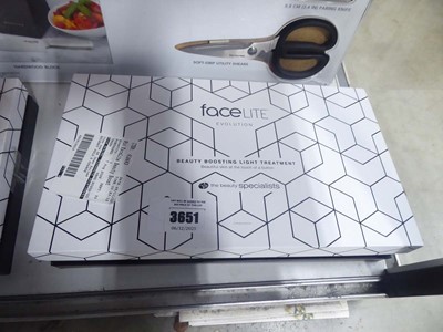 Lot 3651 - Facelit beauty boosting light treatment mask