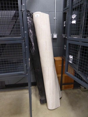 Lot 5532 - 2 beige coloured carpets