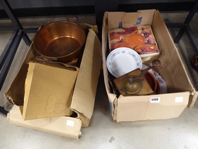 Lot 5488 - 2 boxes containing pottery dishes and plates,...