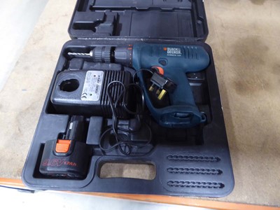 Lot 4629 - Black & Decker drill with battery and charger...