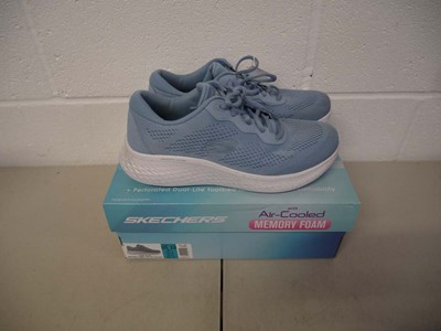 Lot Boxed pair of Skechers skech lite air cooled...